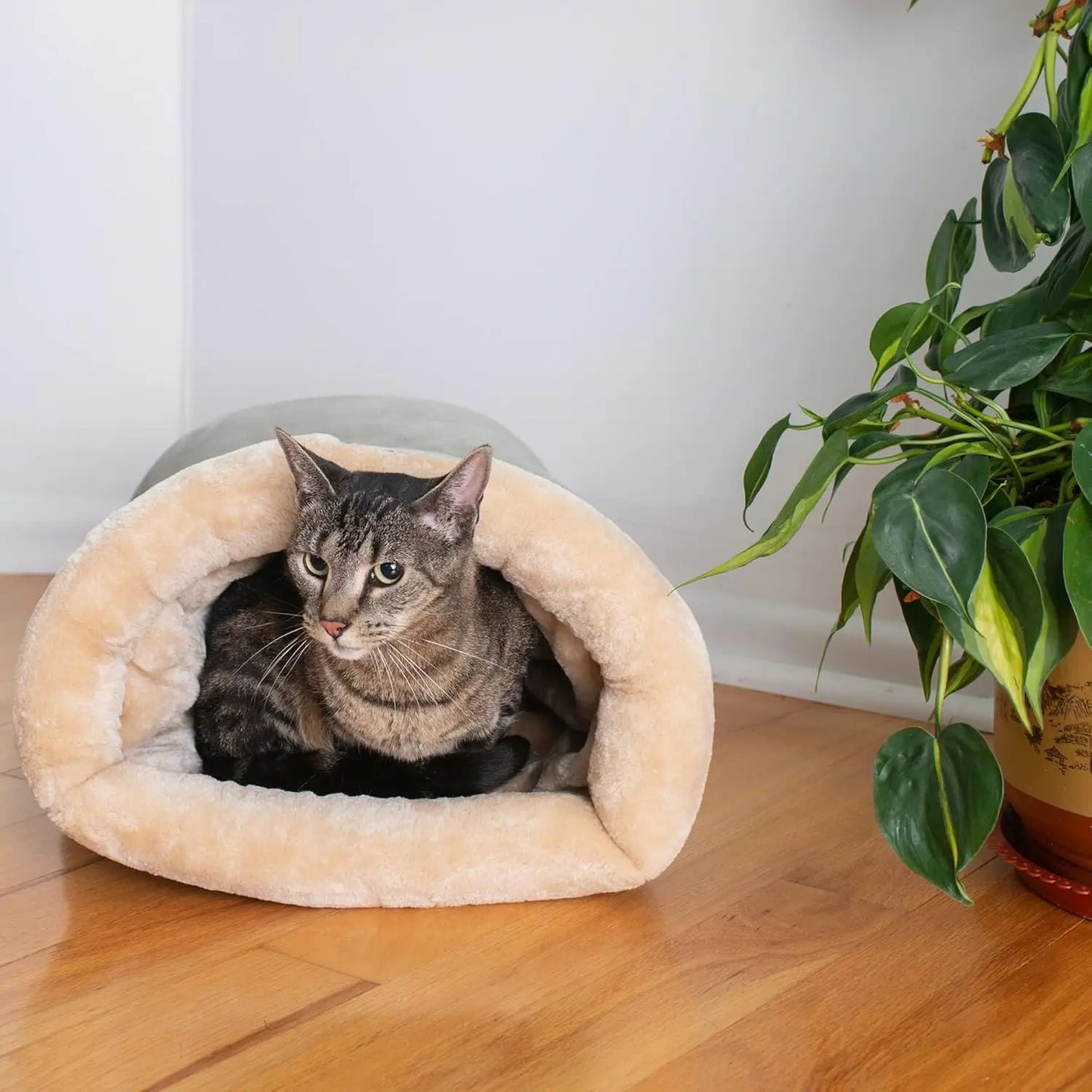 Cat Sleeping Bag Semi-Closed for Autumn & Winter